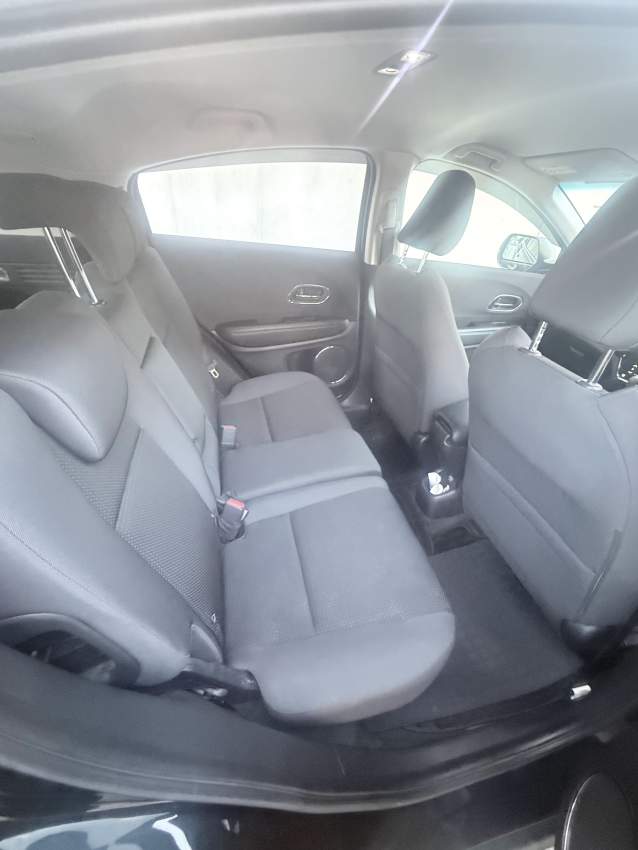 Honda Vezel - 1 - SUV Cars  on Aster Vender
