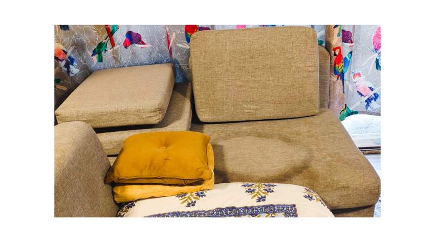 Sofa Set with Cusions (6-7 seaters) - 2 - Living room sets  on Aster Vender