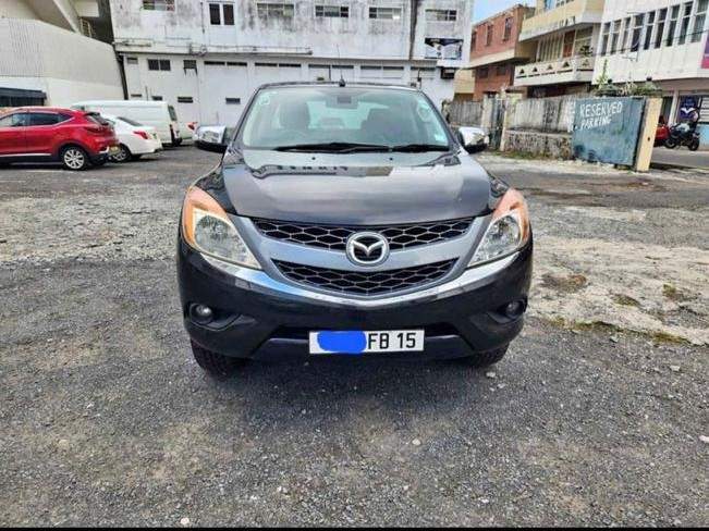 Mazda BT-50 2015 - 1 - Pickup trucks (4x4 & 4x2)  on Aster Vender