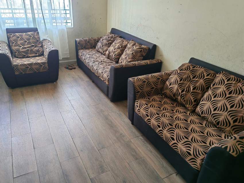 3 Sets sofa - 1 - Sofas couches  on Aster Vender