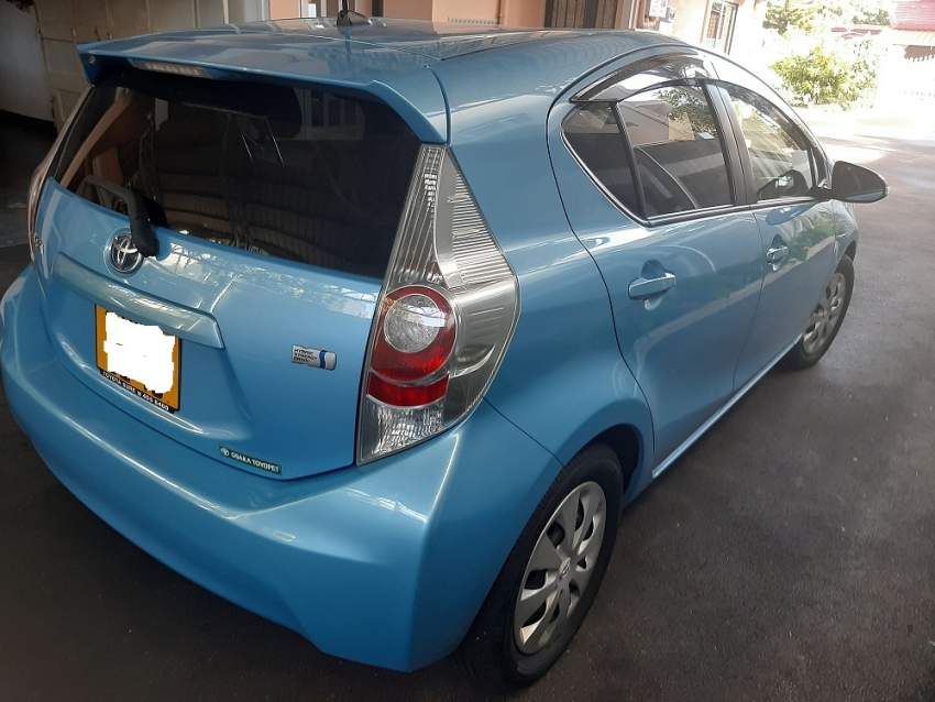 Toyota Aqua 2013