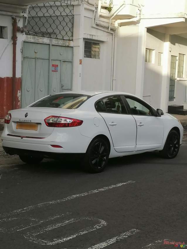 Car for sale on Aster Vender