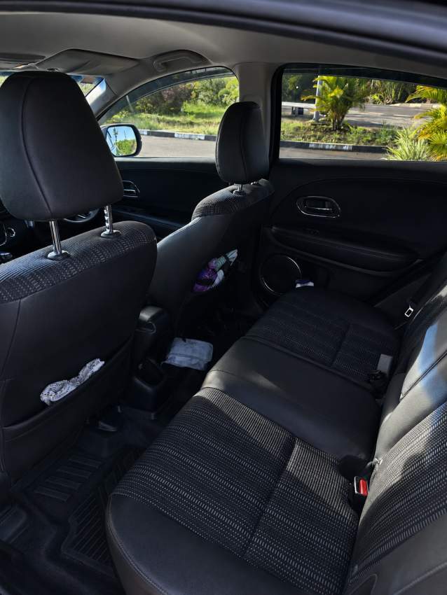 HONDA VEZEL Z SENSING HYBRID - 4 - SUV Cars  on Aster Vender