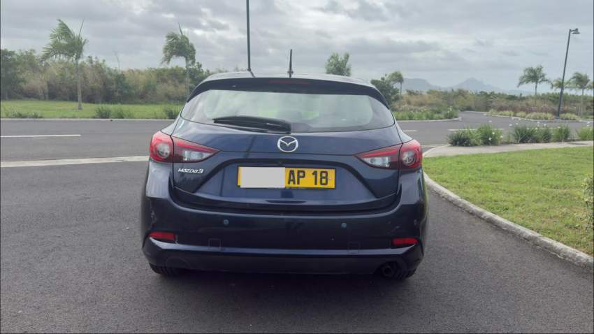 Mazda 3 Hatchback - 4 - Family Cars  on Aster Vender