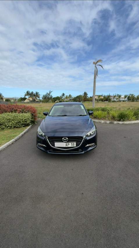 Mazda 3 Hatchback - 1 - Family Cars  on Aster Vender