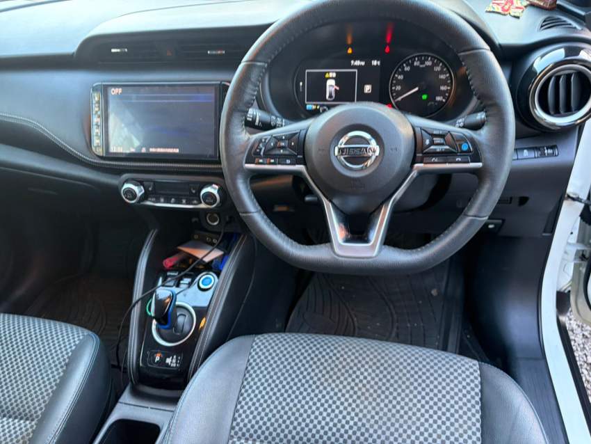 Nissan Kicks 2021 - 2 - SUV Cars  on Aster Vender
