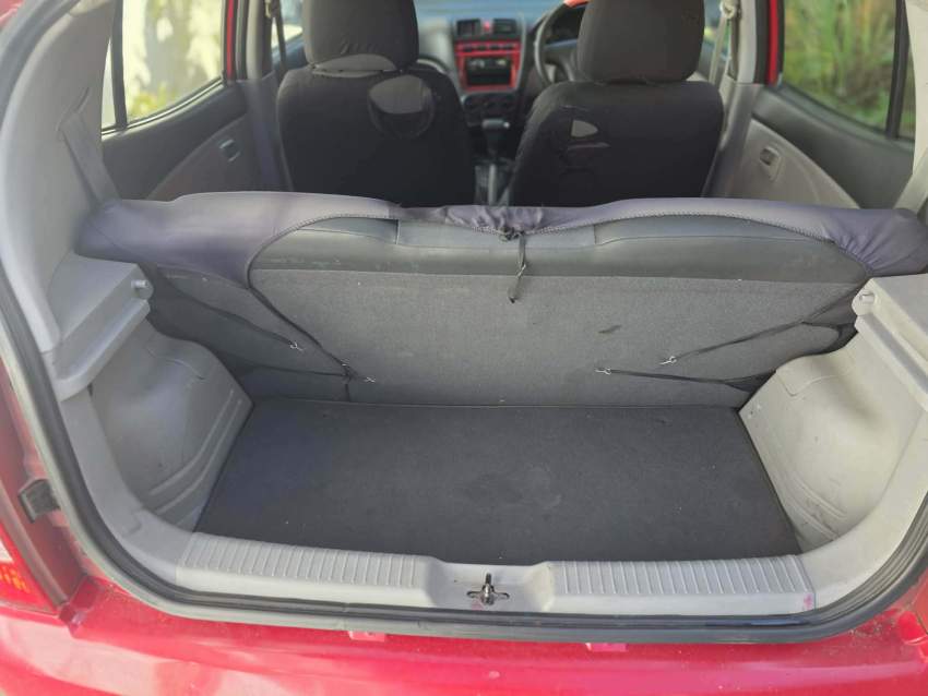 KIA PICANTO - 5 - Compact cars  on Aster Vender