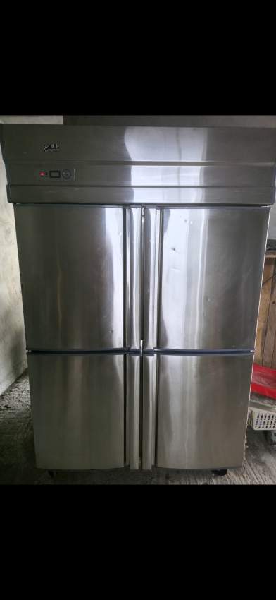 Refrigerator