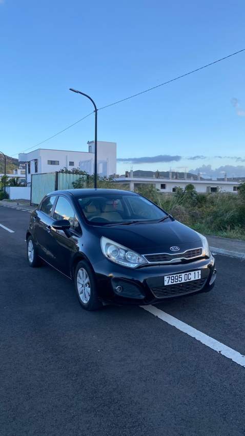 Kia Rio - 3 - Compact cars  on Aster Vender