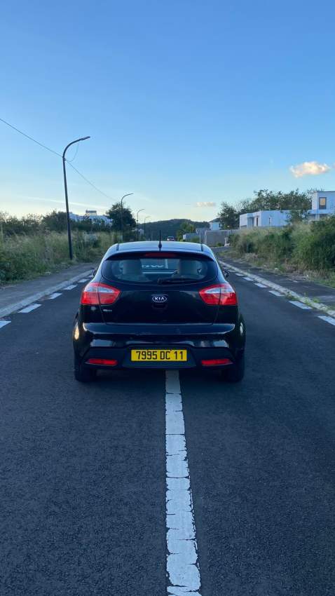 Kia Rio - 4 - Compact cars  on Aster Vender