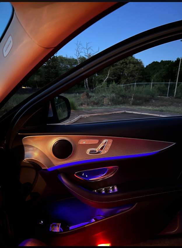 Mercedes E200 - 5 - Luxury Cars  on Aster Vender