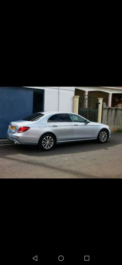 Mercedes E200 - 6 - Luxury Cars  on Aster Vender