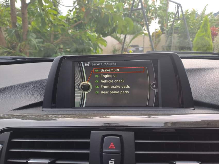 BMW 320D - 3 - Luxury Cars  on Aster Vender