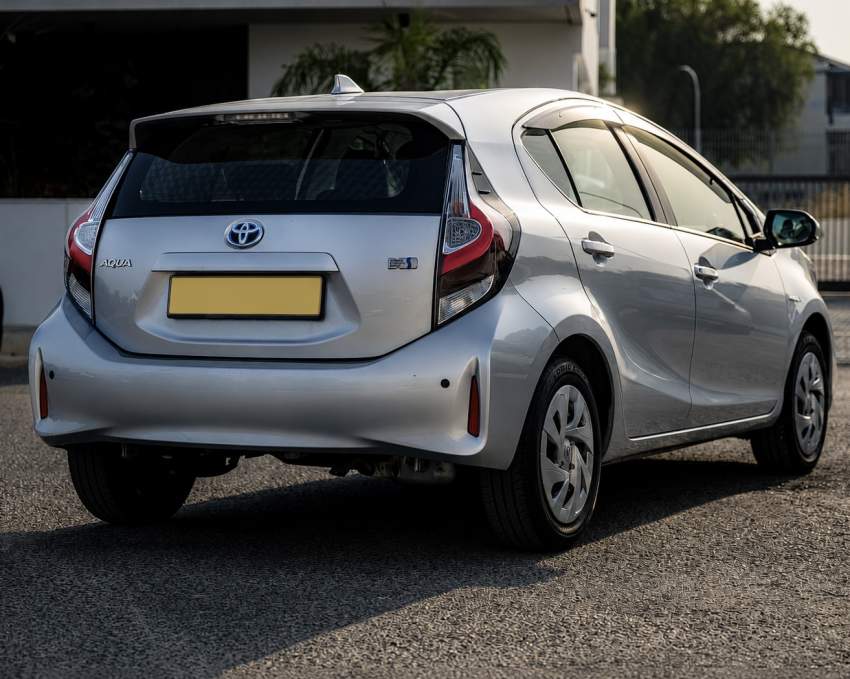 Toyota Aqua - 3 - Family Cars  on Aster Vender