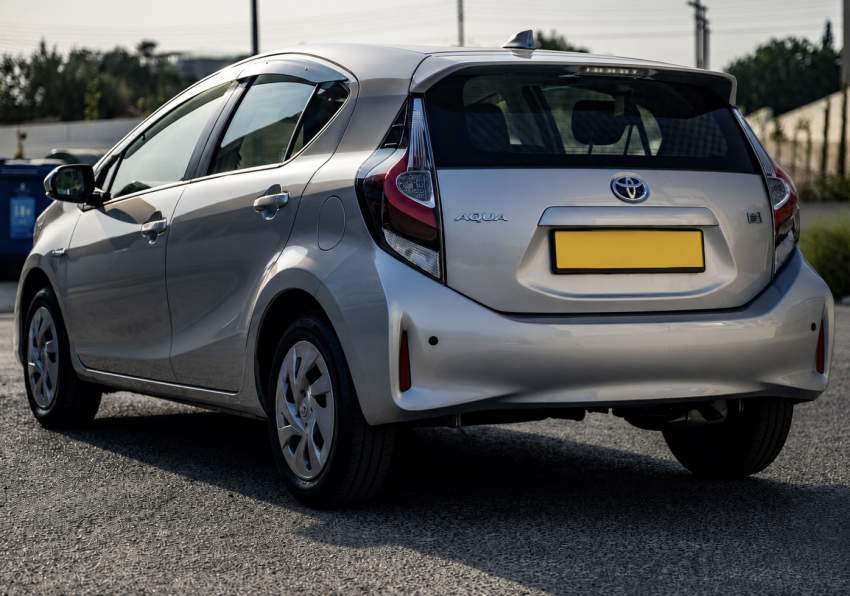 Toyota Aqua - 2 - Family Cars  on Aster Vender