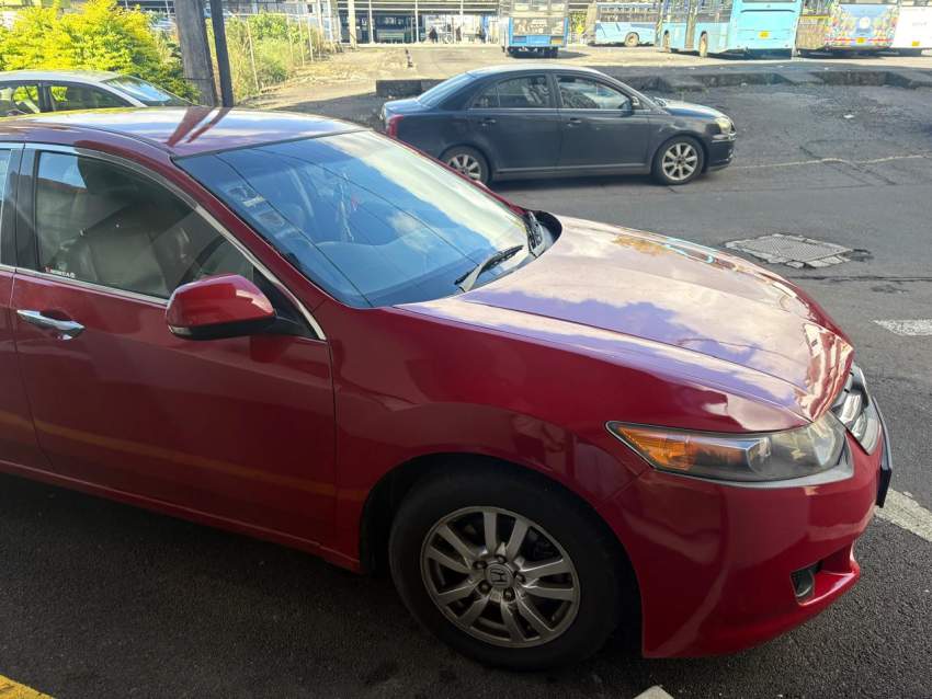 Honda Accord - 2 - Compact cars  on Aster Vender