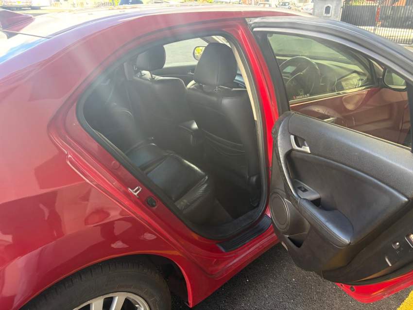 Honda Accord - 5 - Compact cars  on Aster Vender