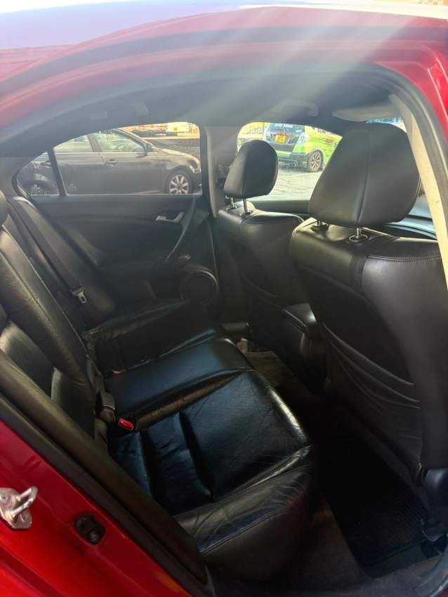 Honda Accord - 4 - Compact cars  on Aster Vender