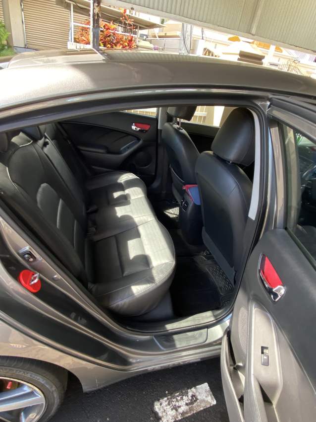 Kia Cerato 2017 - 5 - Family Cars  on Aster Vender