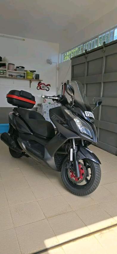 Kymco Downtown 125i - 2 - Scooters (above 50cc)  on Aster Vender