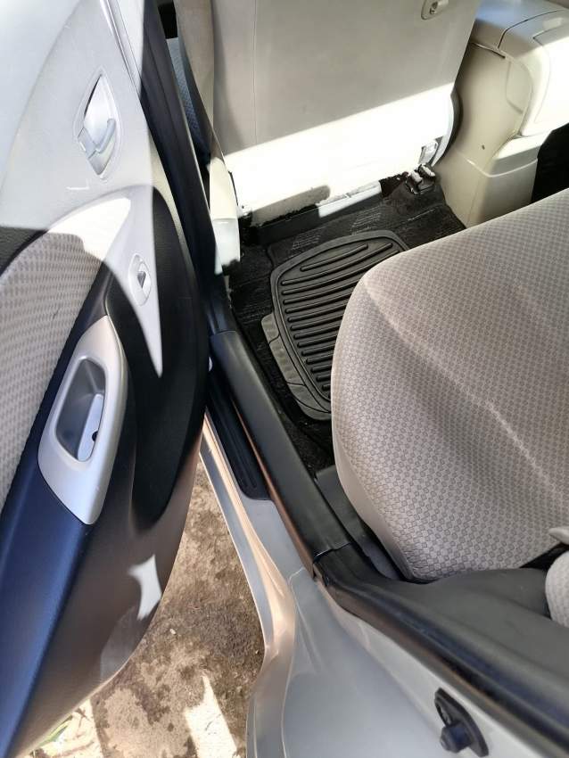 Toyota Belta 2007 - 1 - Family Cars  on Aster Vender
