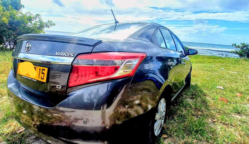 Toyota - 2015 - 2 - Luxury Cars  on Aster Vender