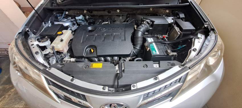 2013 Toyota Rav4 excellent condition
