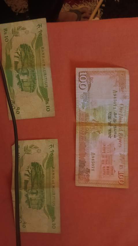 1 - 2 - Banknotes  on Aster Vender