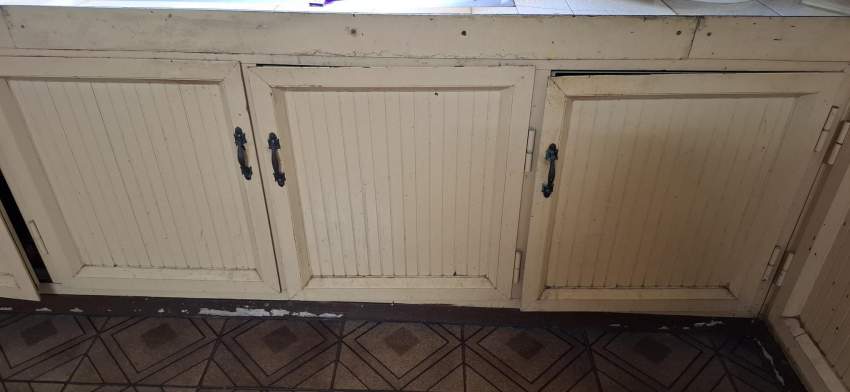 Aluminium Kitchen Cabinets + Metal Windows Frame + Refrigerator - 2 - Others  on Aster Vender