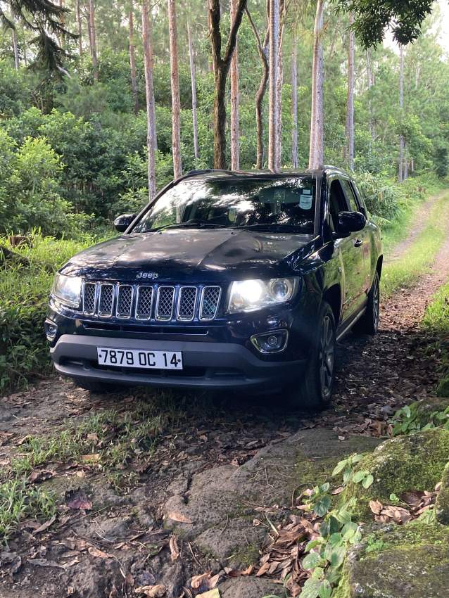 Jeep compass - 8 - Off Roader Cars  on Aster Vender