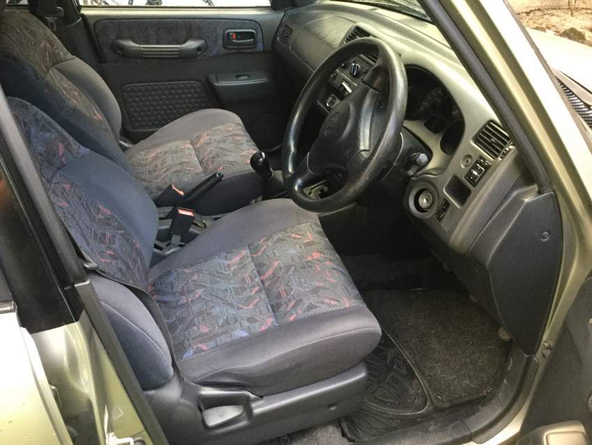 Toyota Rav 4 - 1 - Pickup trucks (4x4 & 4x2)  on Aster Vender