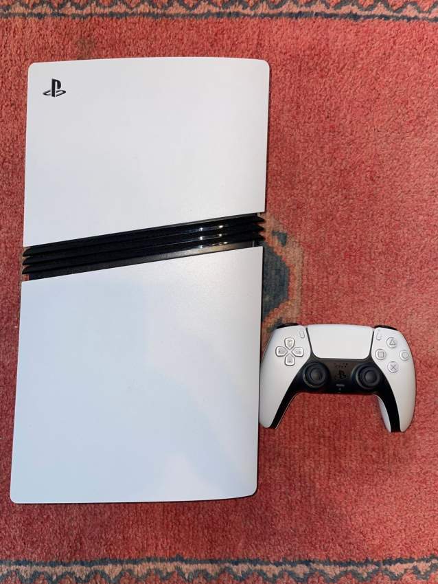 Playstation 5 Pro - 1 - PlayStation 4 (PS4)  on Aster Vender