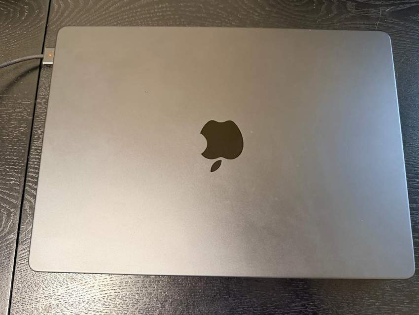 MacBook Pro - 4 - Laptop  on Aster Vender