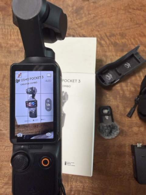 DJI Osmo Pocket 3 Creator Combo (Full Kit) - 1 - All electronics products  on Aster Vender