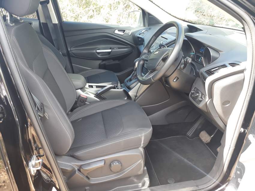 2019 Ford Kuga Ecoboost 1.5 - 6 - SUV Cars  on Aster Vender