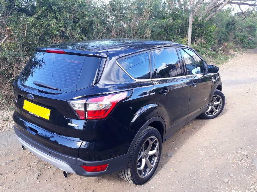 2019 Ford Kuga Ecoboost 1.5 - 2 - SUV Cars  on Aster Vender