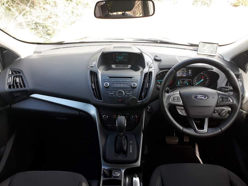2019 Ford Kuga Ecoboost 1.5 - 7 - SUV Cars  on Aster Vender