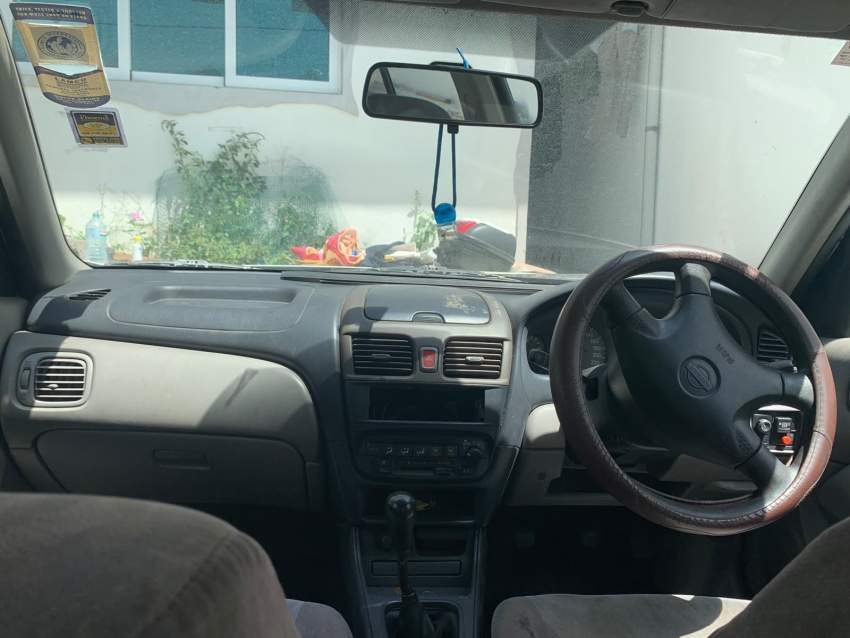 Nissan Sunny N16 - 2 - Compact cars  on Aster Vender