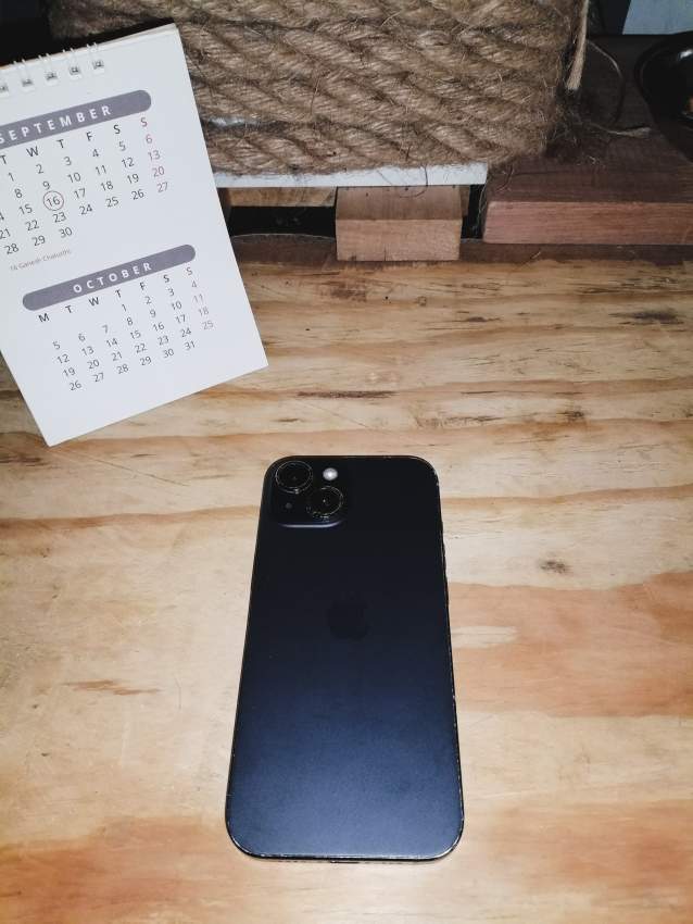 iPhone 15 - 256GB (Écran HS) Only - 0 - iPhones  on Aster Vender