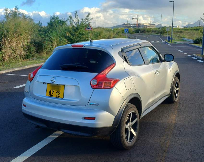 Nissan Juke - 1 - SUV Cars  on Aster Vender