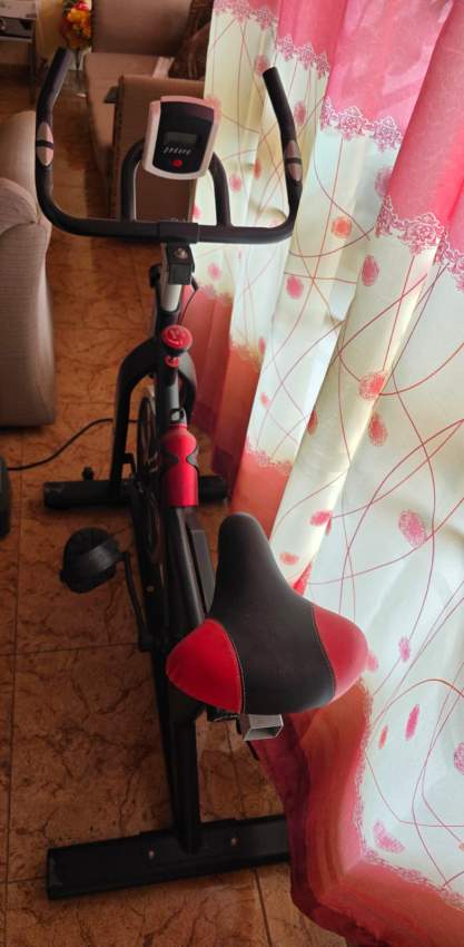 SPINNING BIKE FOR SALE - 1 - Performance bicycles  on Aster Vender