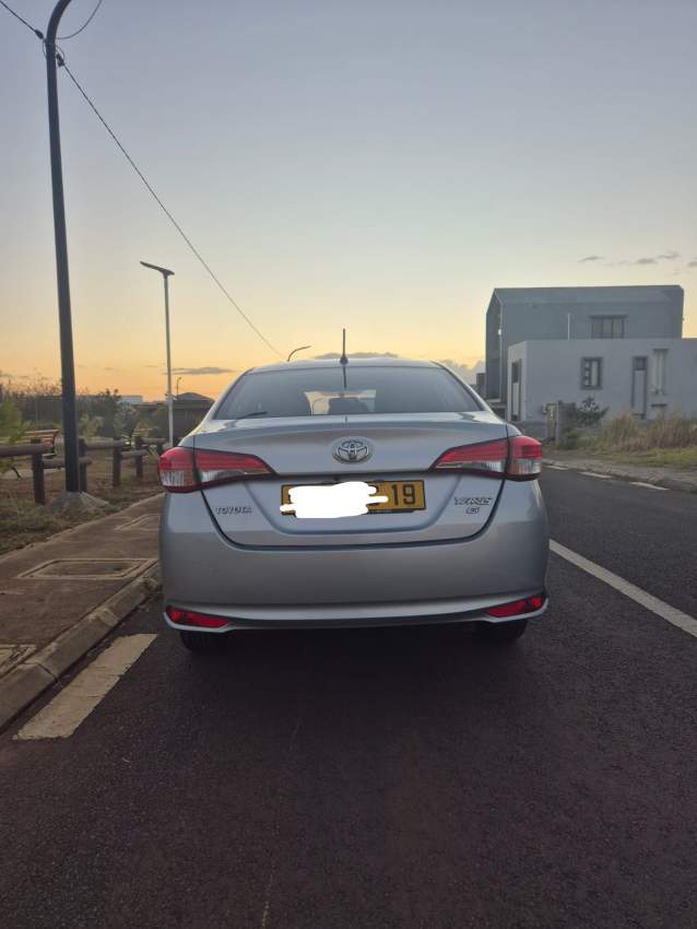 Toyota Yaris G - 2 - Family Cars  on Aster Vender