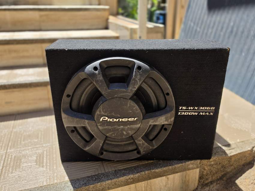 Car Subwoofer pioneer 1300w - 1  on Aster Vender