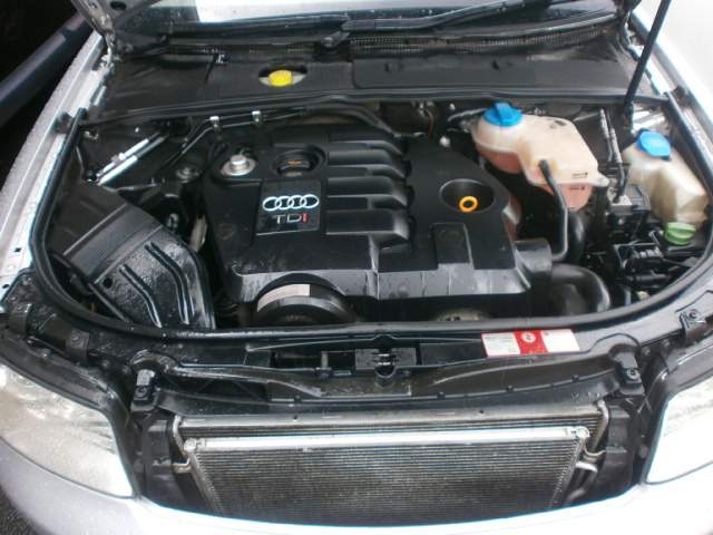 Audi A 4 - 2 - Family Cars  on Aster Vender