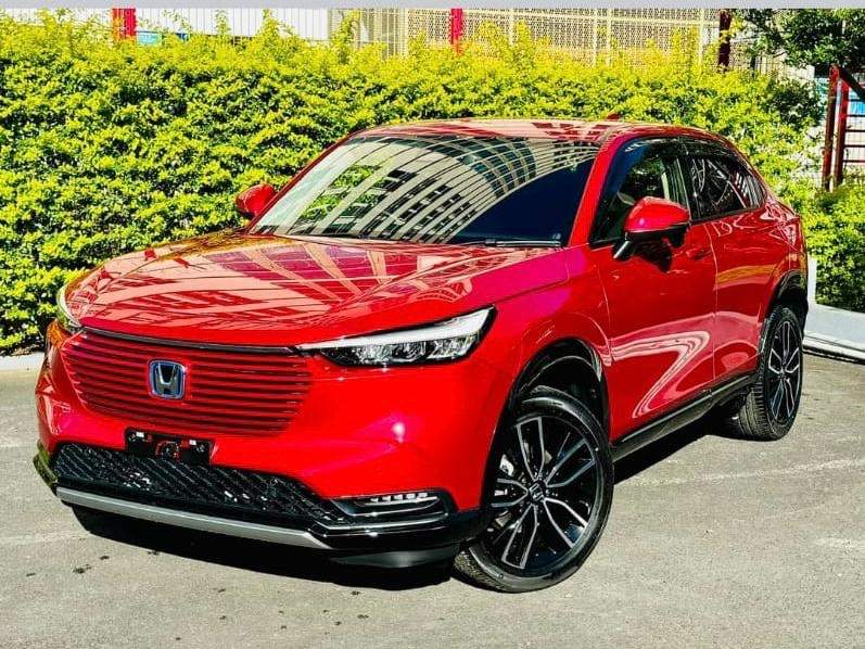 Red Honda Vezel 2022 - 3 - SUV Cars  on Aster Vender