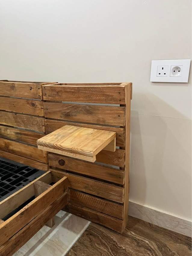 PALLET BEDS - 1 - Bedroom Furnitures  on Aster Vender