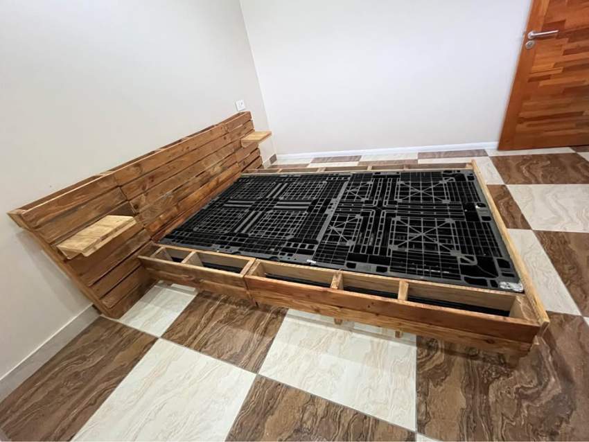 PALLET BEDS - 4 - Bedroom Furnitures  on Aster Vender