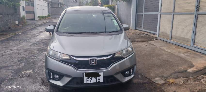 Honda Fit 2016 non hybrid - 2 - Family Cars  on Aster Vender