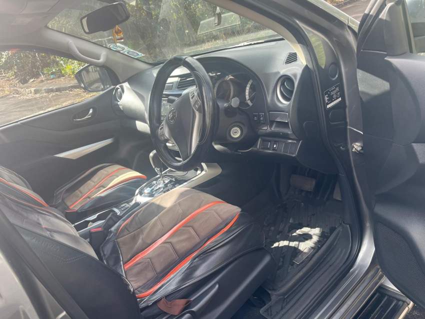 Navara - 18 - Pickup trucks (4x4 & 4x2)  on Aster Vender