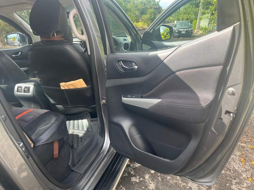 Navara - 19 - Pickup trucks (4x4 & 4x2)  on Aster Vender